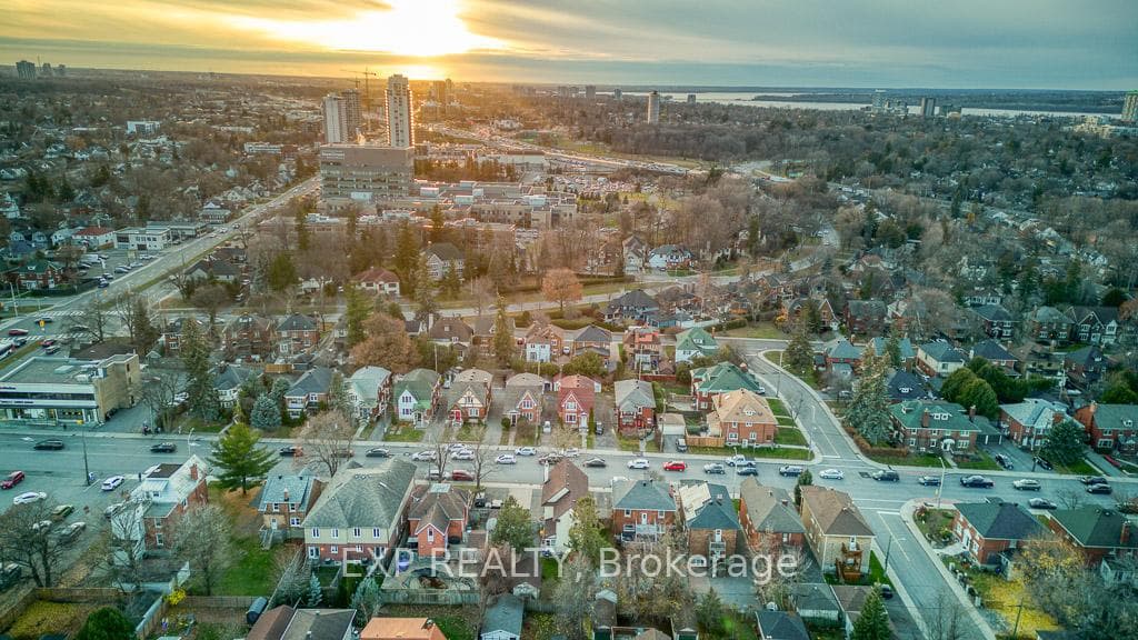 448 Holland Avenue photo 37