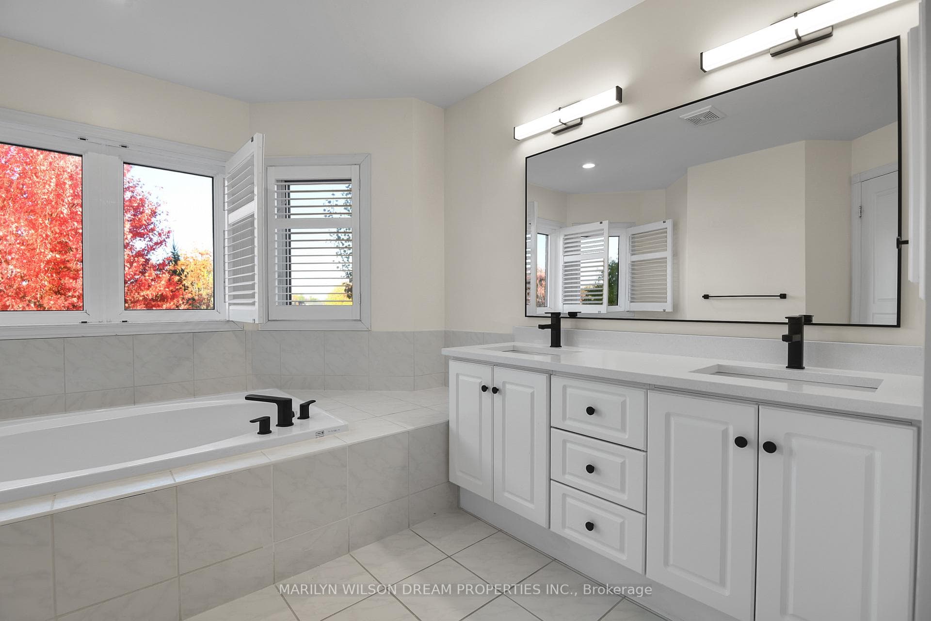 71 Manning Court photo 19