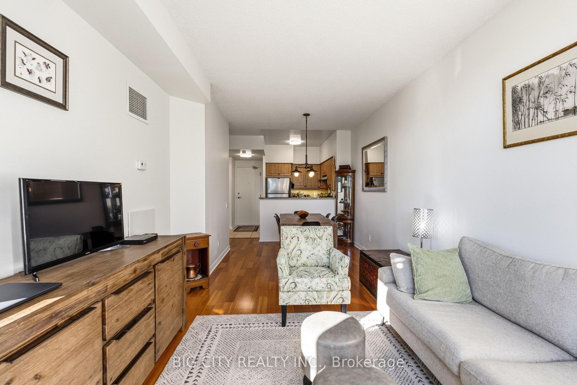 455 Rosewell Avenue Unit 412 photo 11
