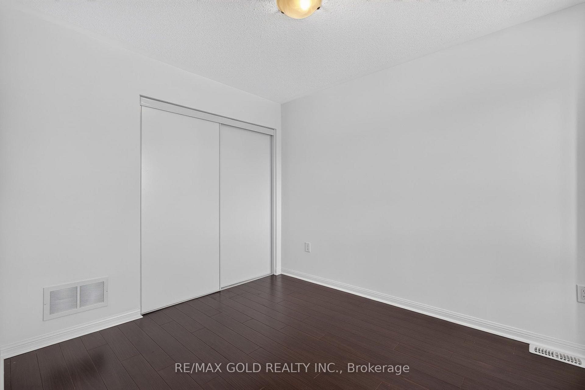 443 Cavanagh Lane photo 25