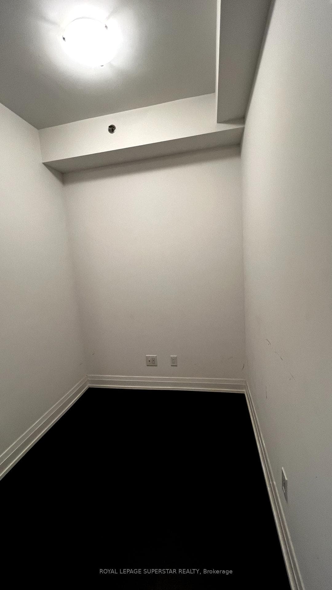 65 SPEERS Road Unit 208 photo 7