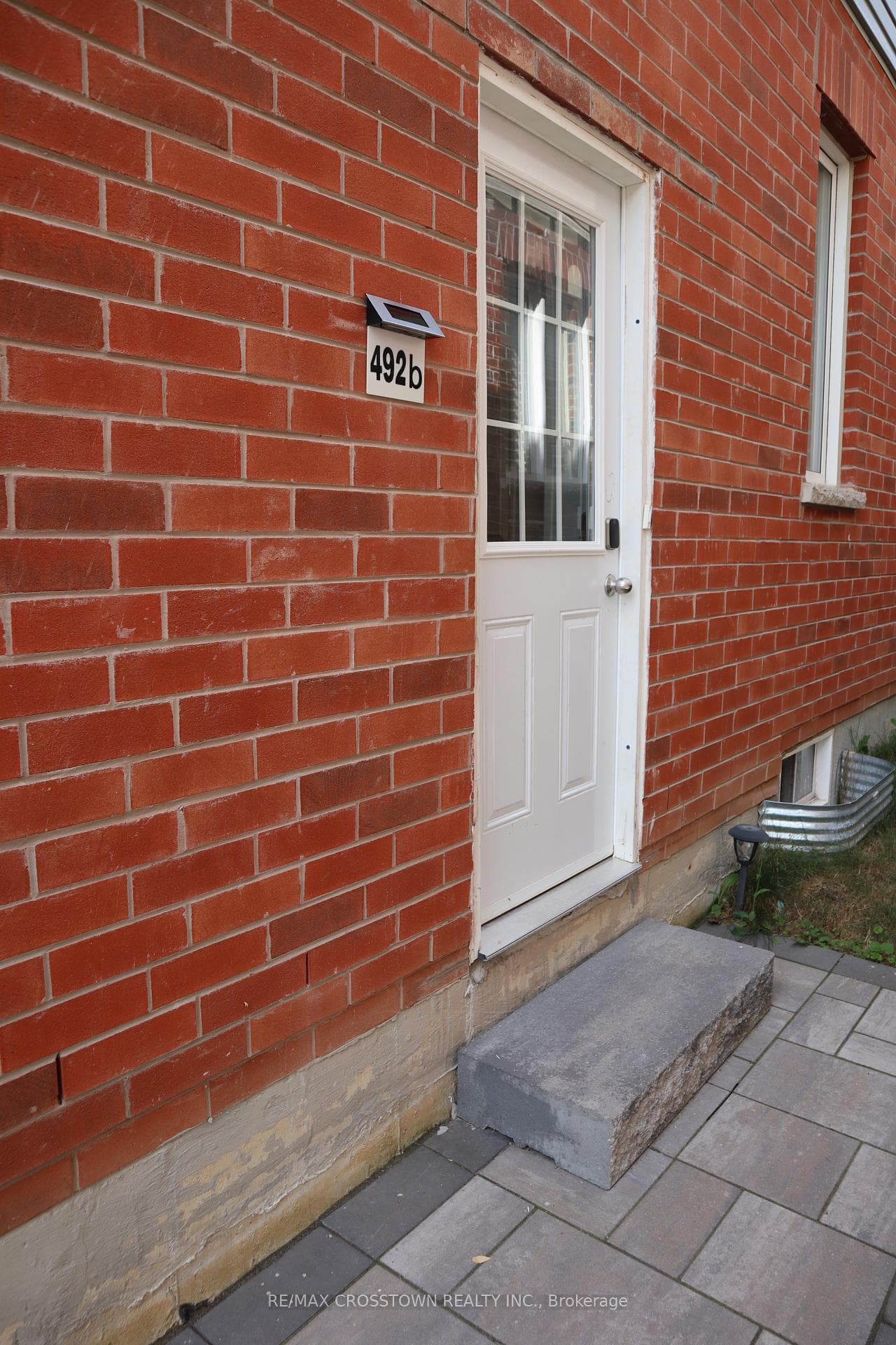 492 Greenwood Drive Unit B photo 2