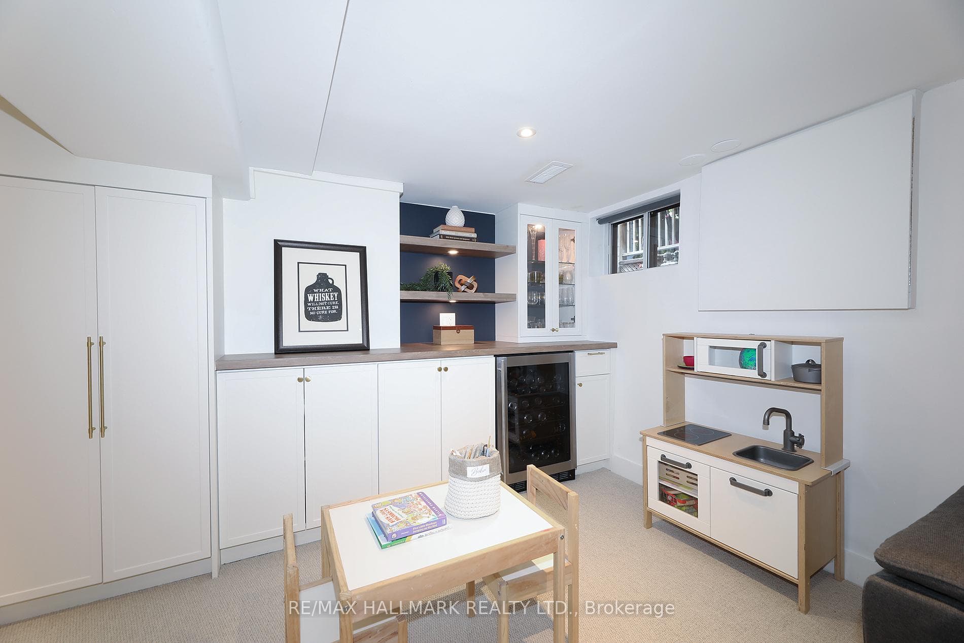 339 Scarborough Road photo 40