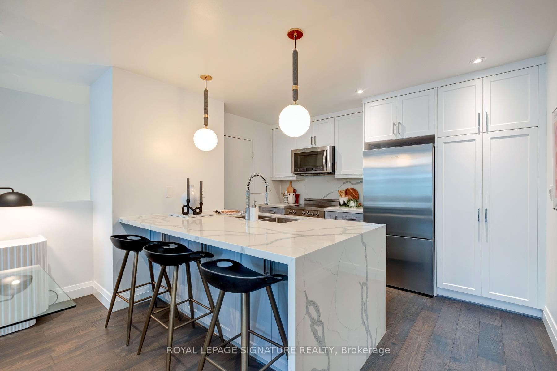 333 Adelaide Street Unit 1202 photo 9