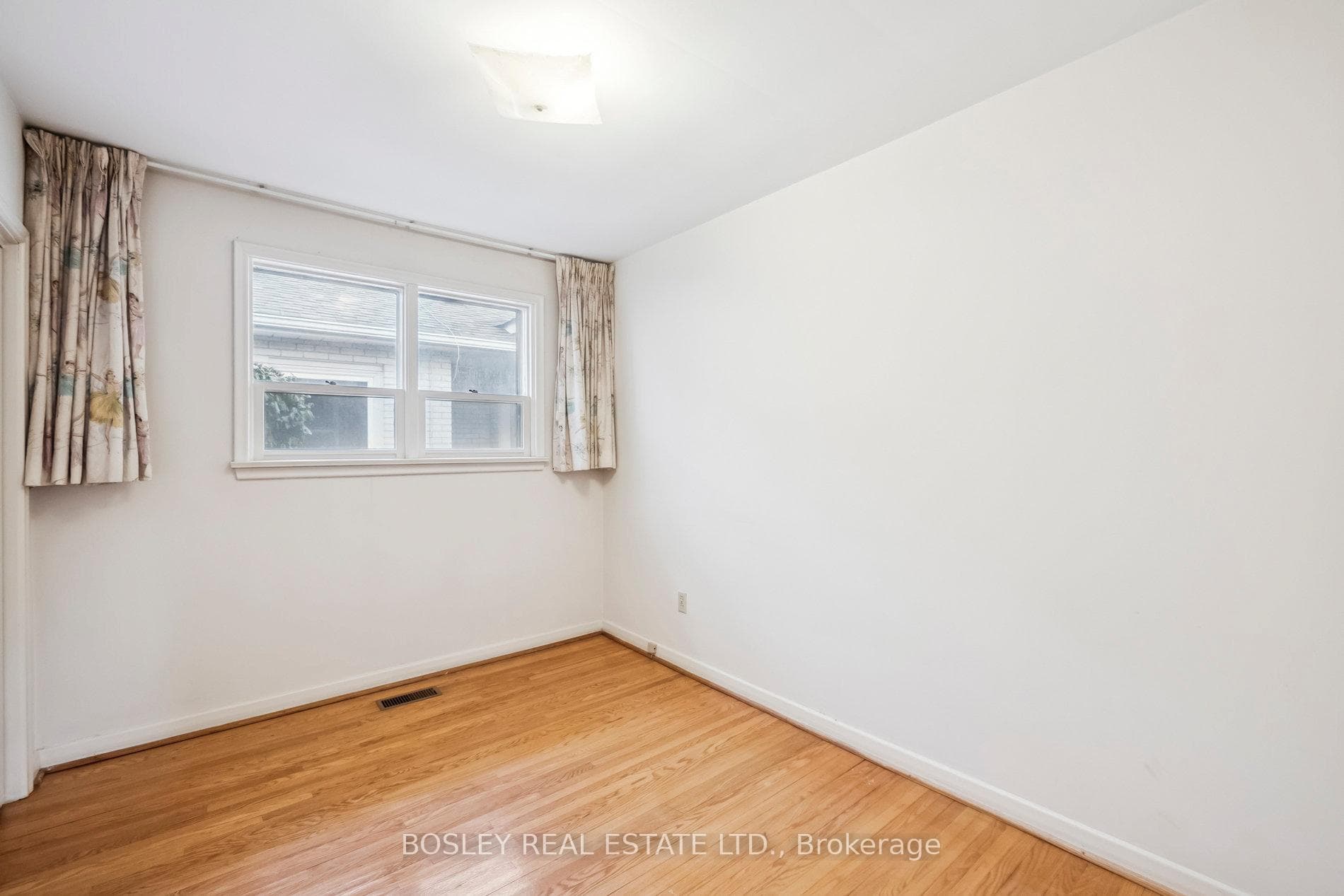 120 Fenn Avenue photo 33
