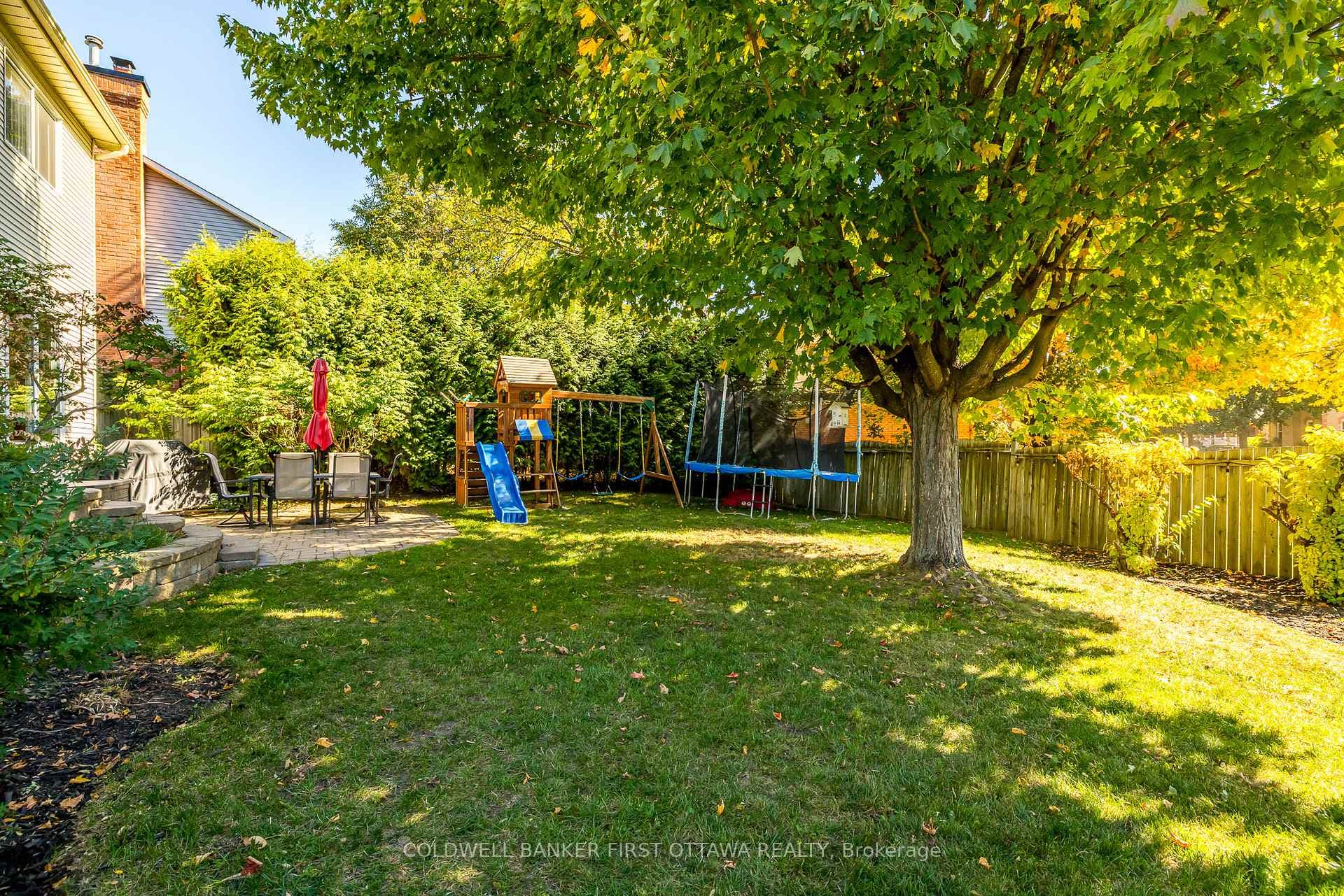 38 HOBIN Street photo 35