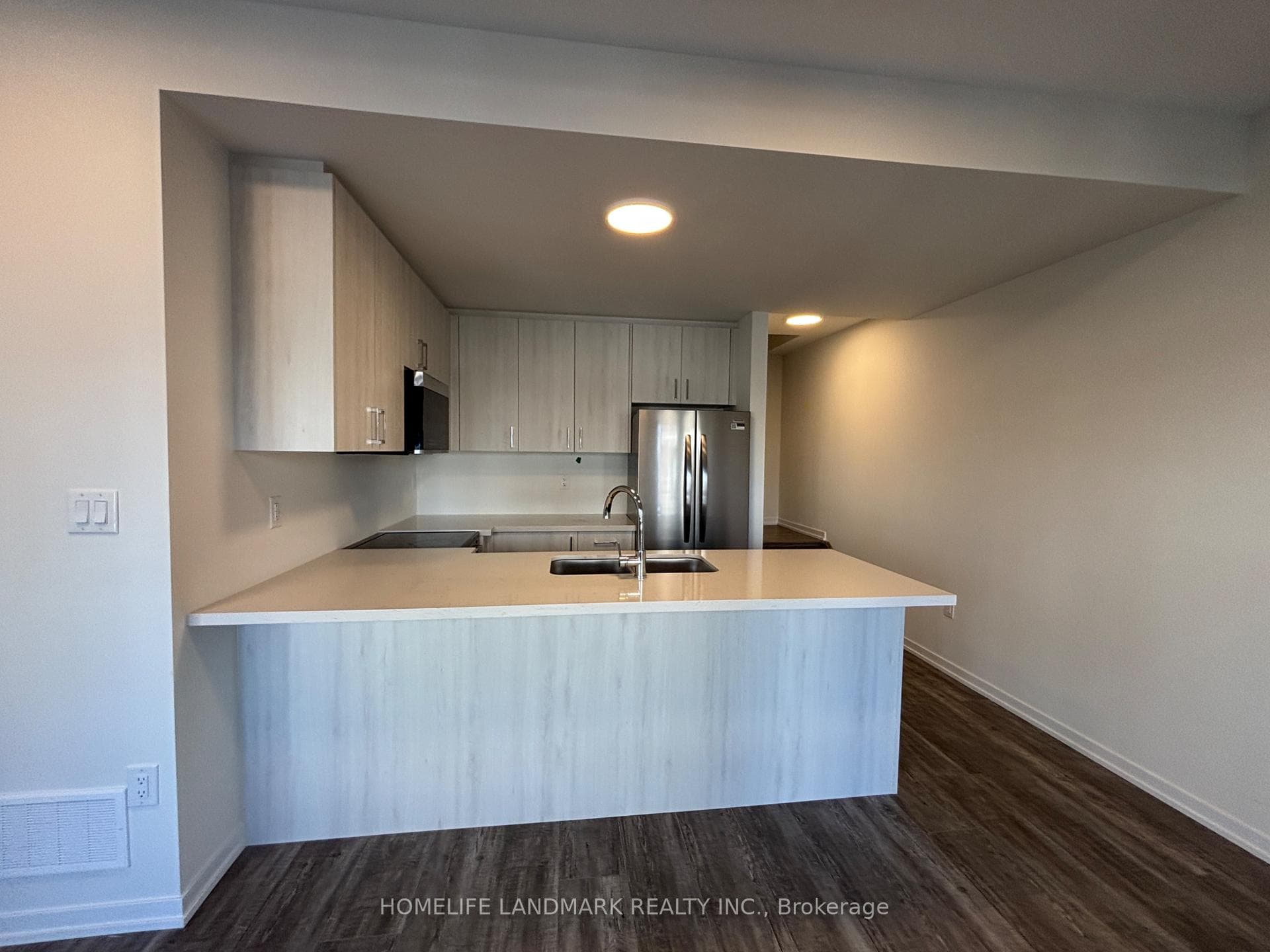 182 MATAWIN Lane photo 6