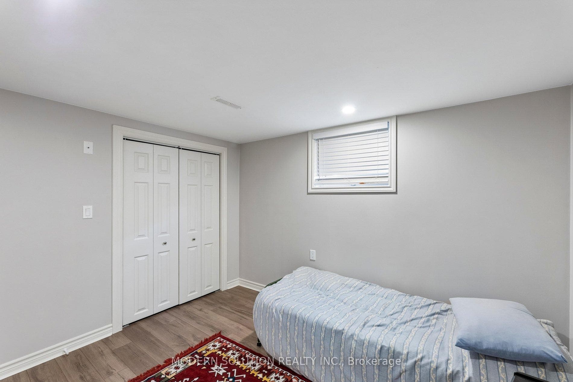 61 Godfrey Drive photo 36
