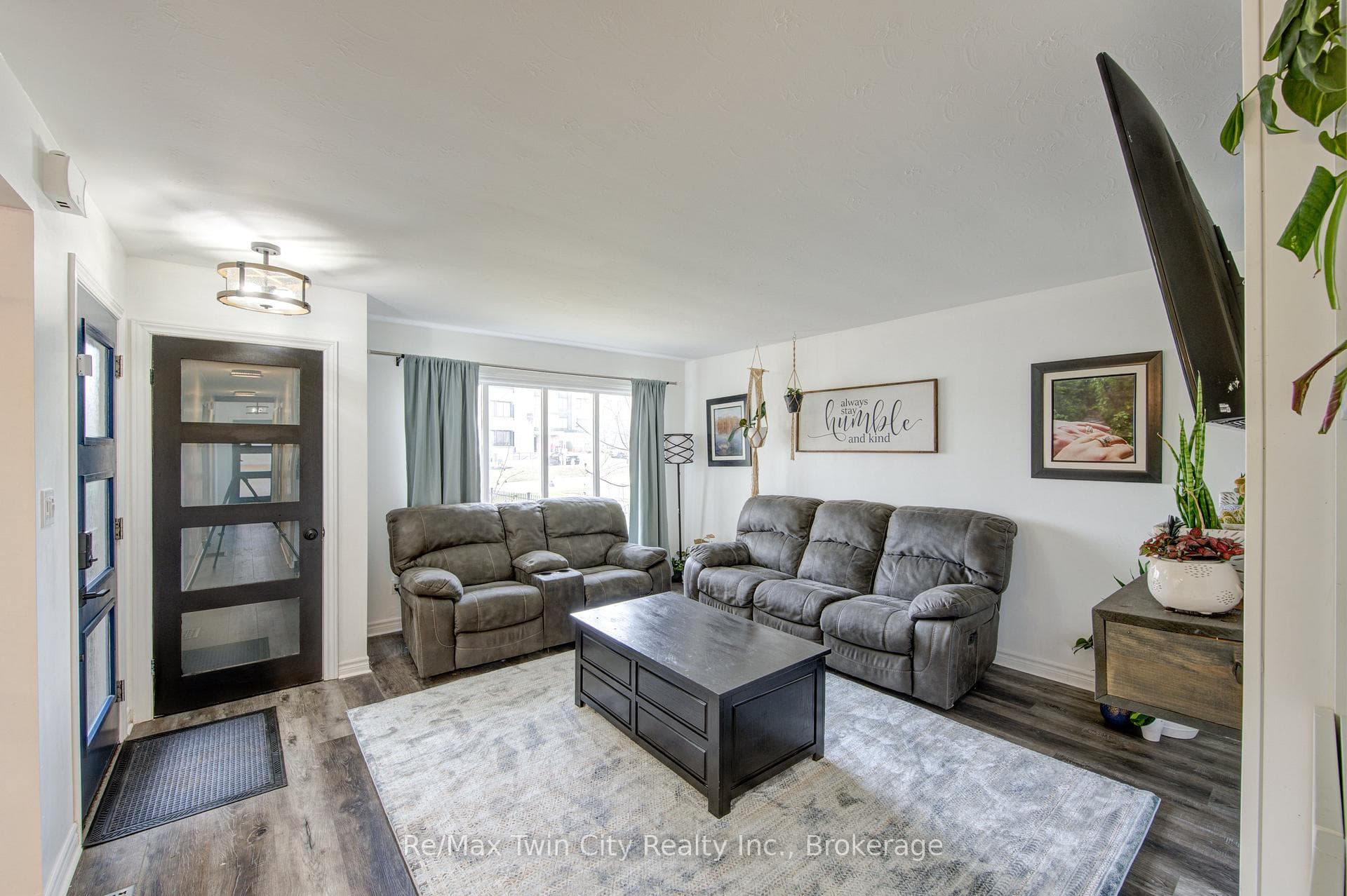 14 Noxon Street photo 5