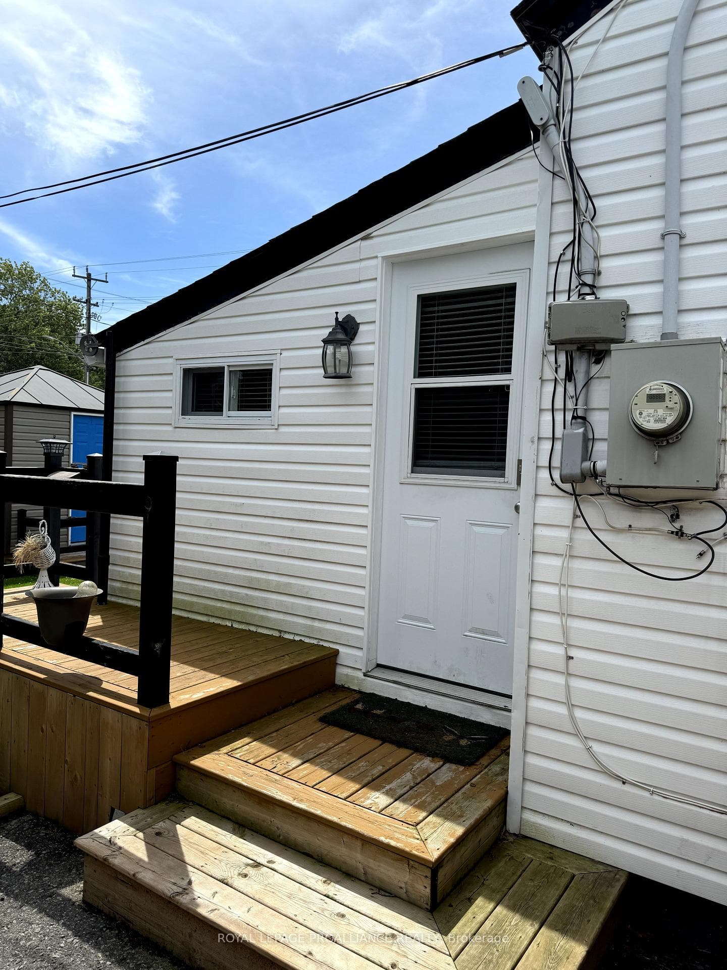 1 Kerr Crescent photo 29