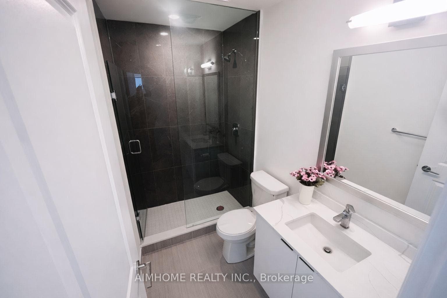 15 Watergarden Drive Unit 2904 photo 16