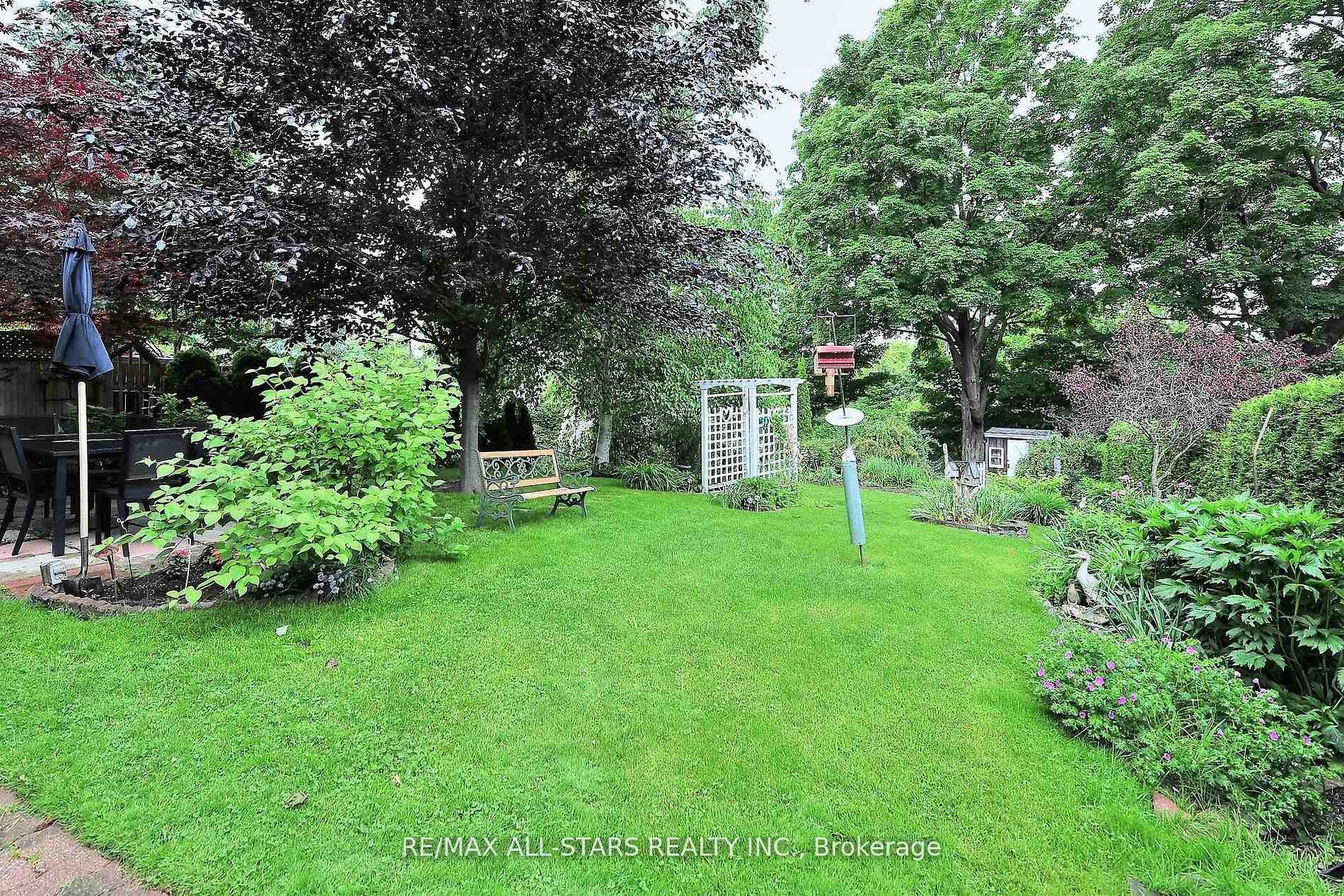 18 Rouge Street photo 32