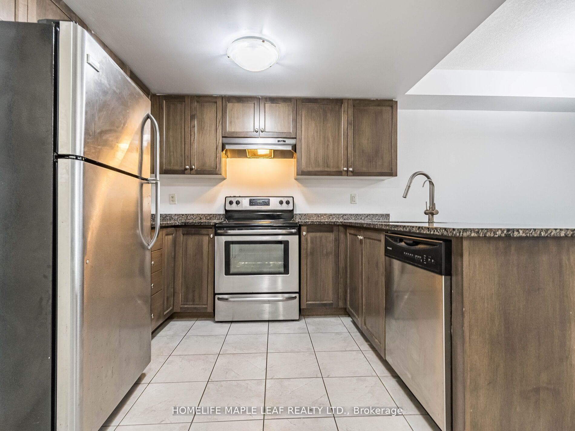 45 Kingsbury Square Unit 202 photo 8