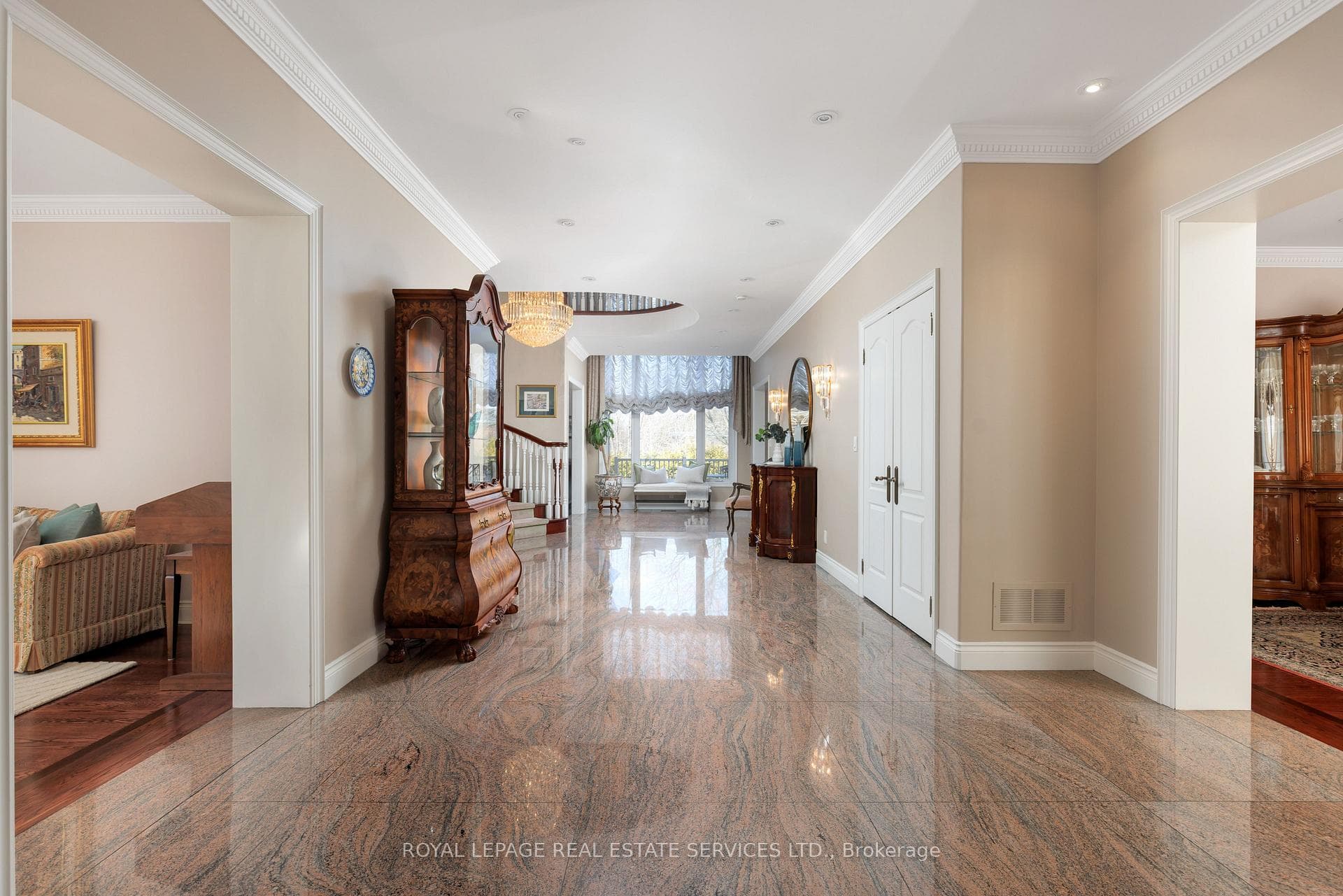 64 Yorkleigh Avenue photo 4