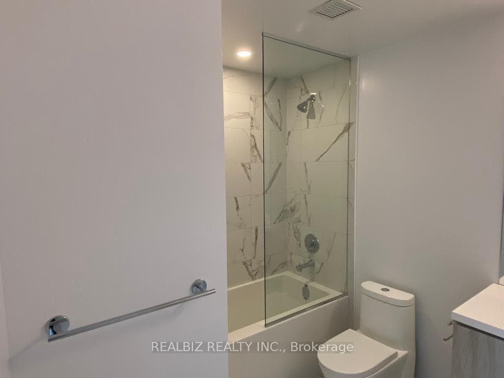 10 Honeycrisp Crescent Unit 618 photo 14