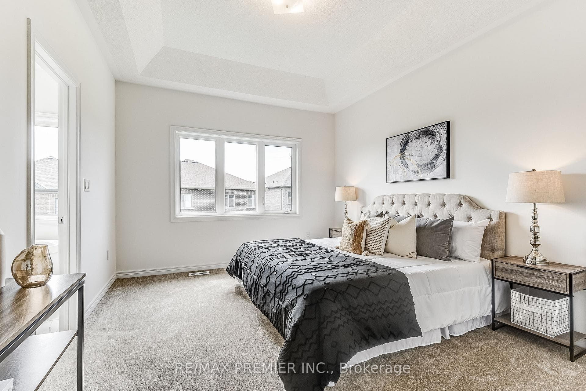 74 Armilia Place photo 4