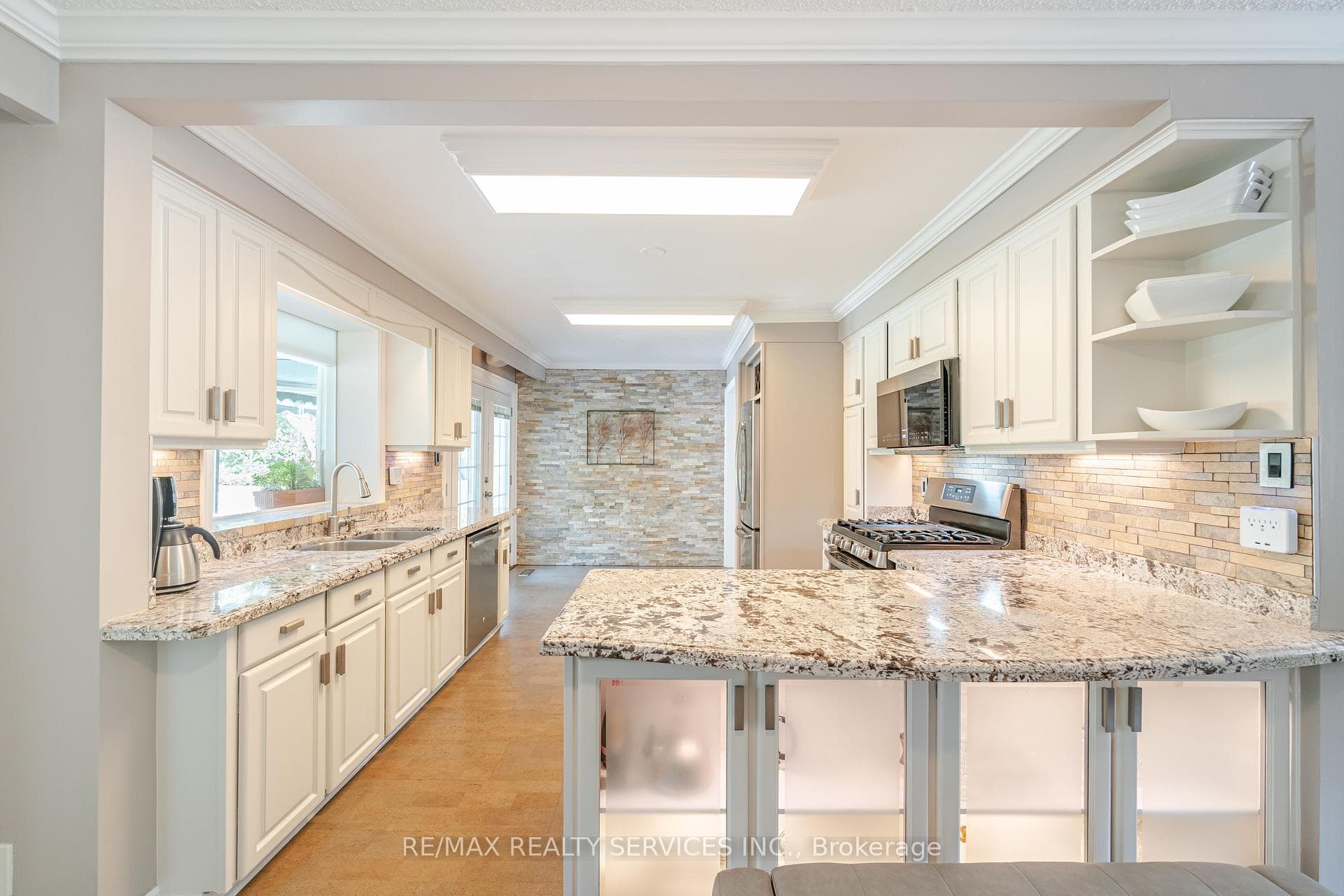 1628 Spruce Drive photo 10