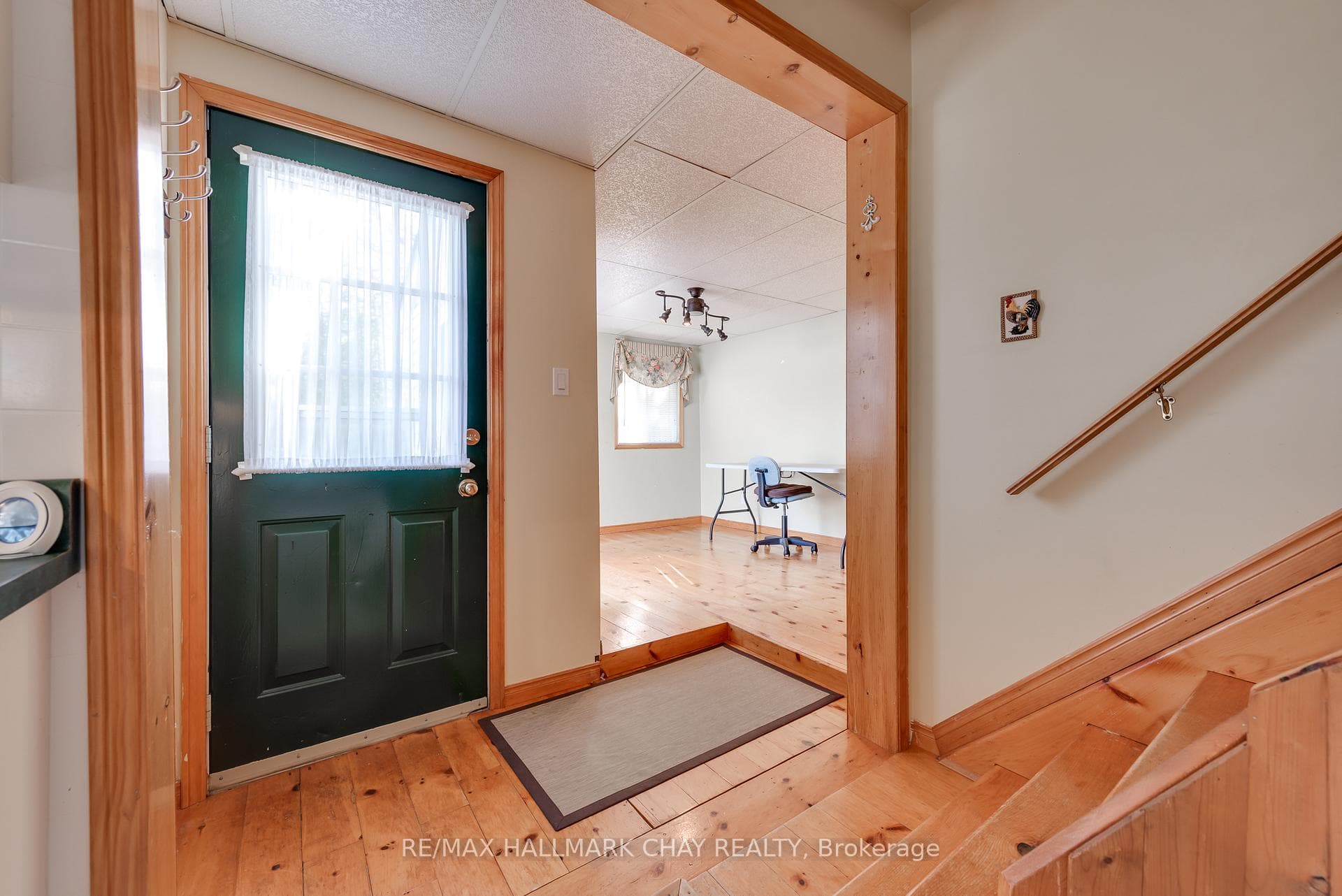 377 Forest Avenue photo 12