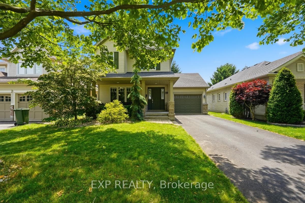 29 Augusta Crescent photo 3