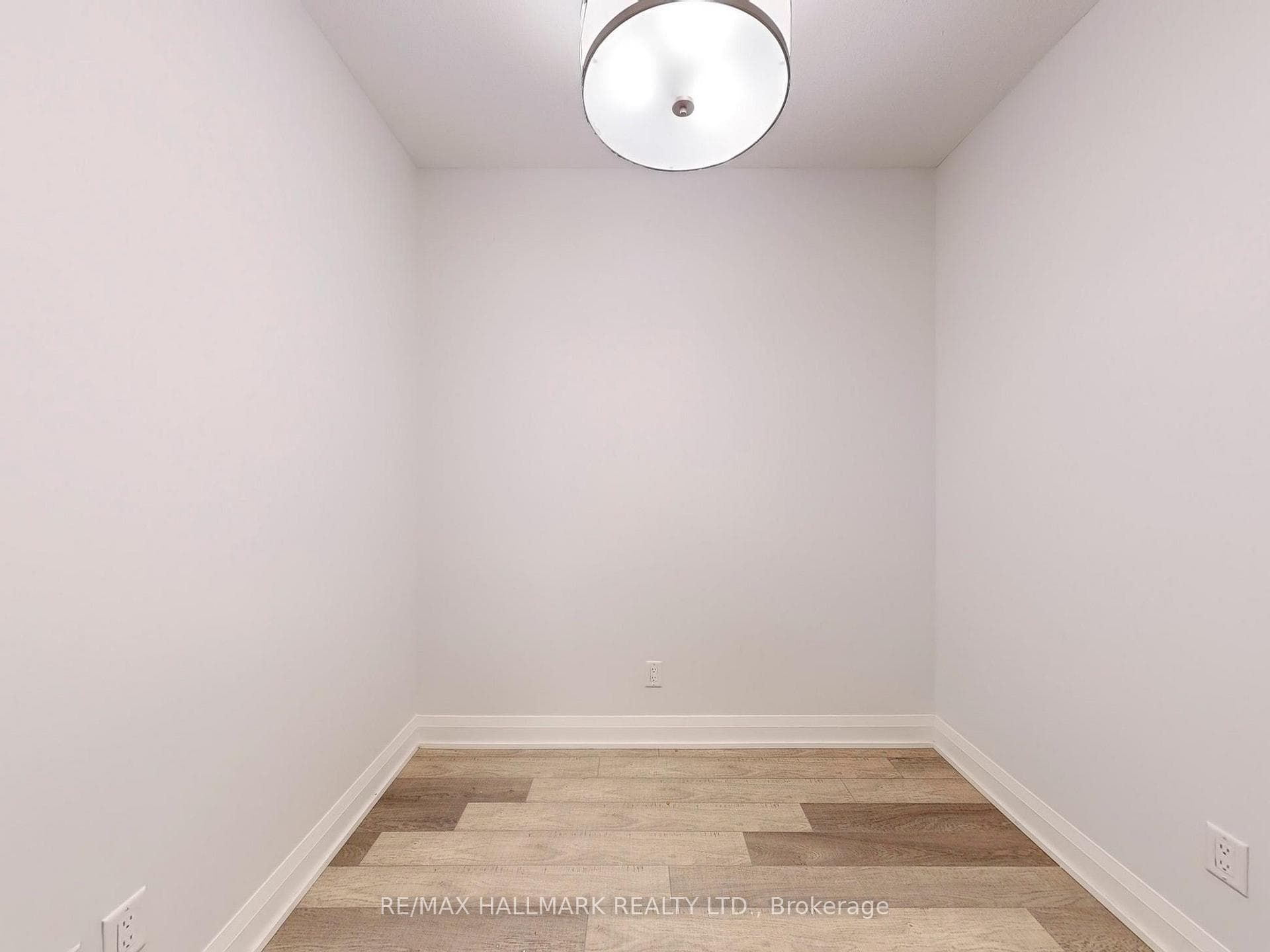 95 North Park Road Unit 110 photo 16