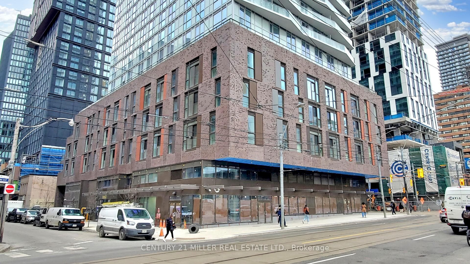 100 Dalhousie Street Unit 1702 photo 2
