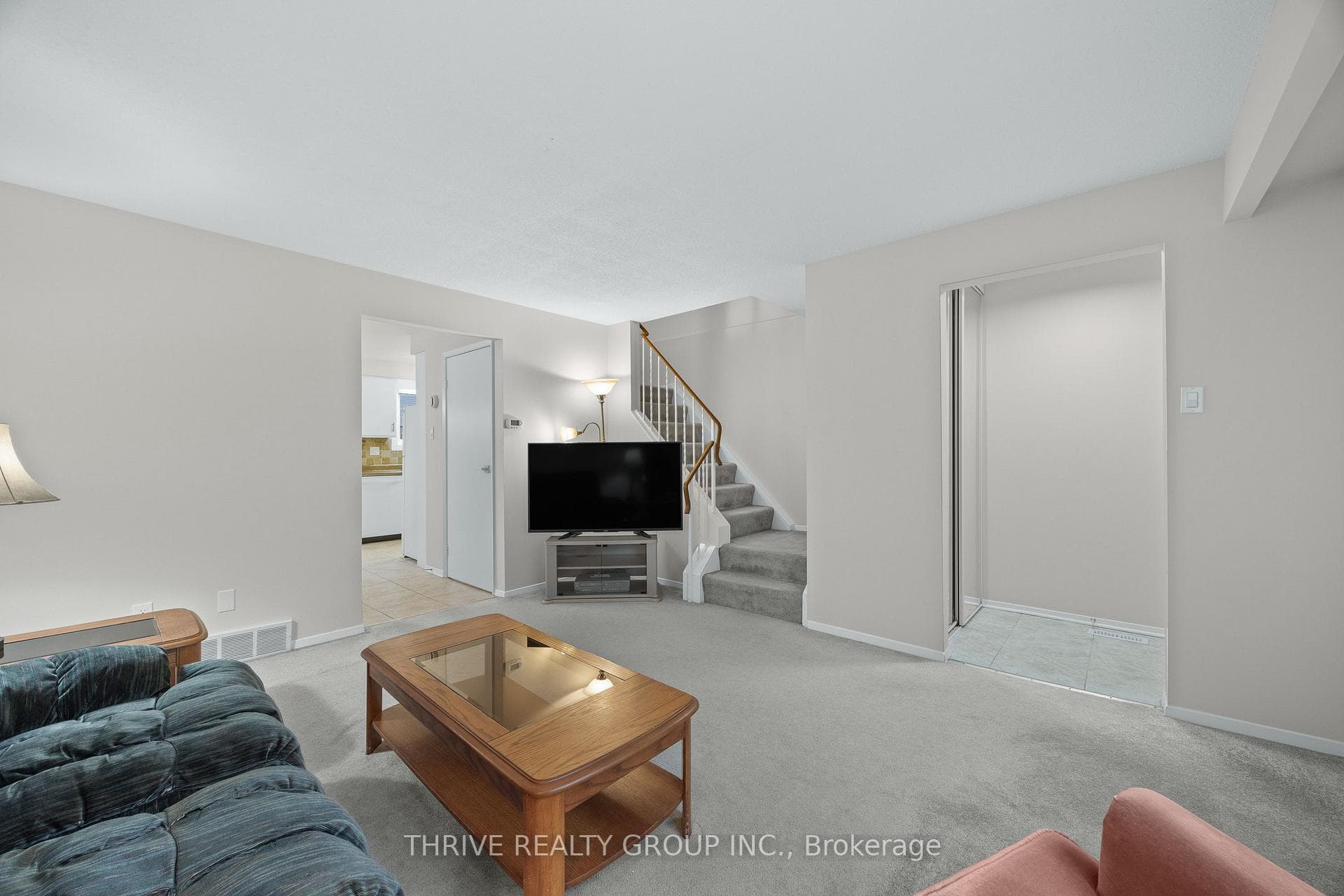 210 Carlyle Drive Unit 12 photo 11