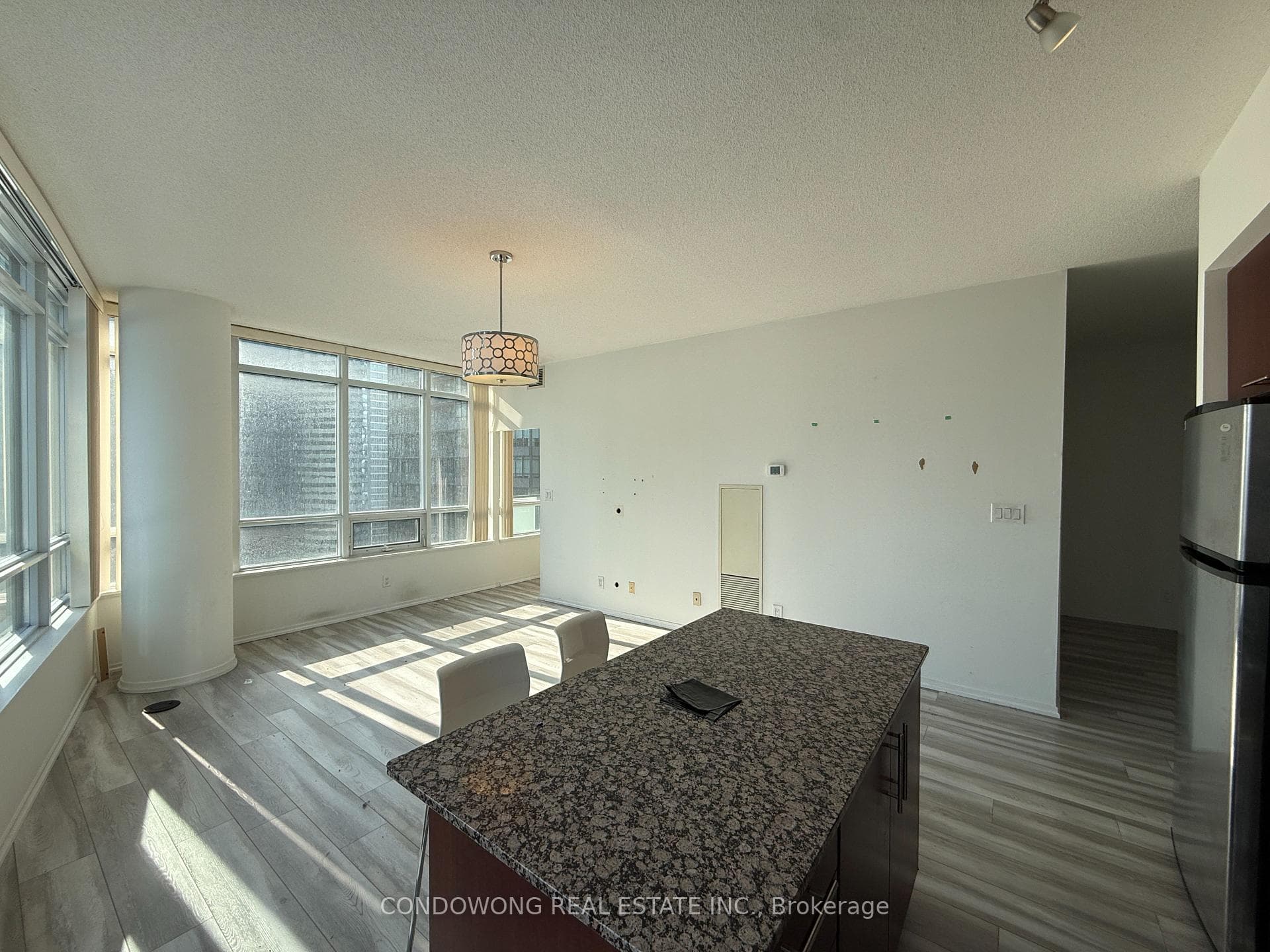 Spacious Dining Room