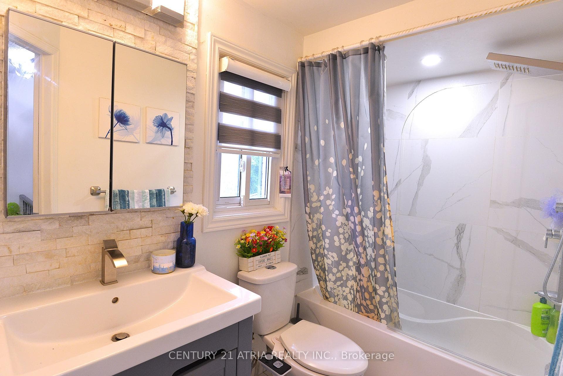 31 Carnelly Crescent photo 20