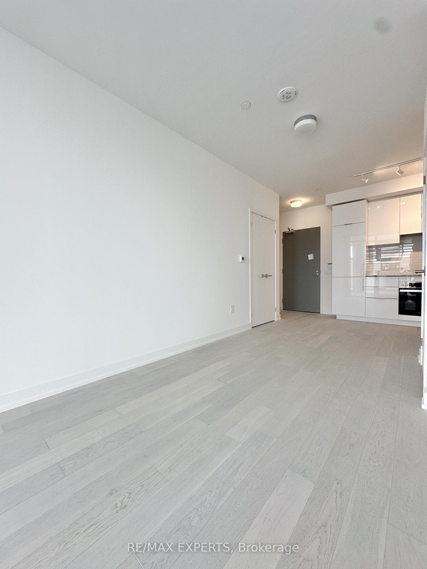 50 O'Neill Road Unit 217 photo 10