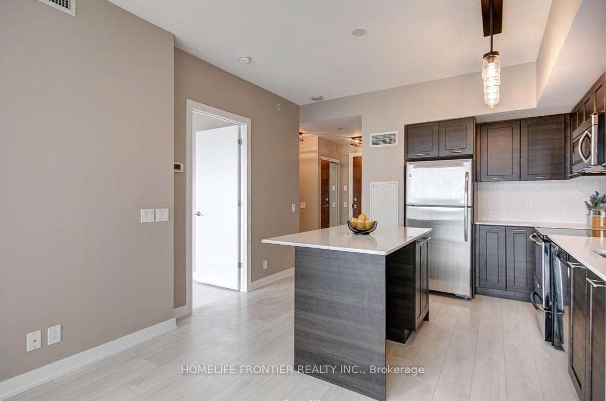2220 Lake Shore Boulevard Unit 1901 photo 3