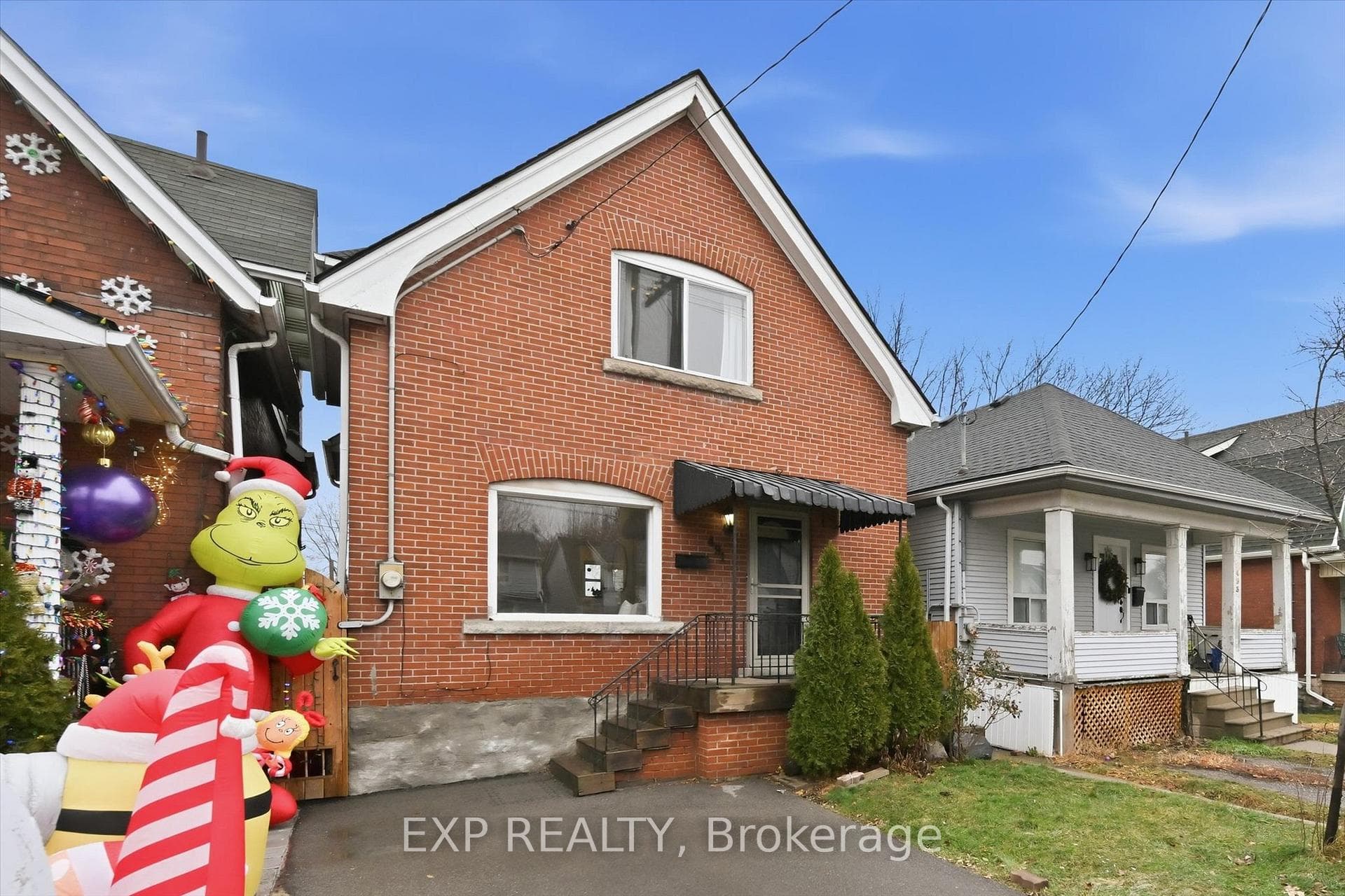 491 Dunsmure Road photo 1