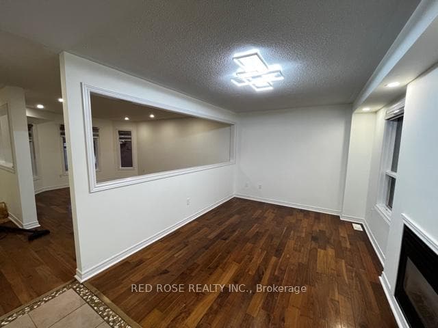 11 Margaret Place photo 12
