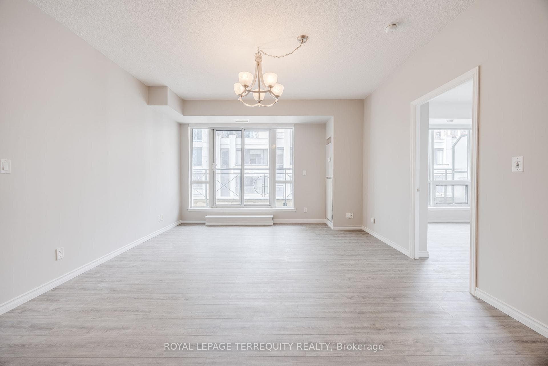 35 Hayden Street Unit 1306 photo 5