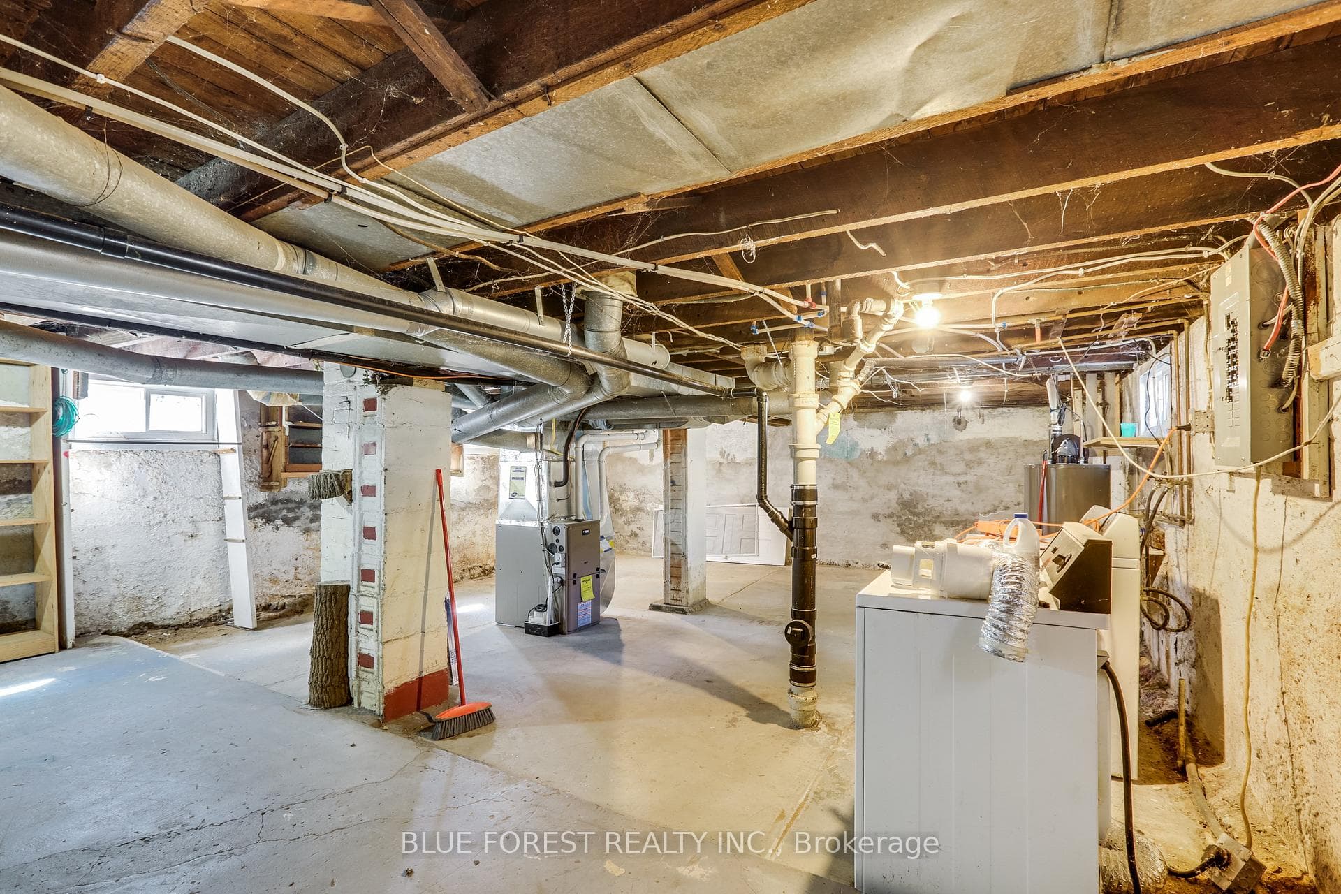 960 Hackett Street photo 20