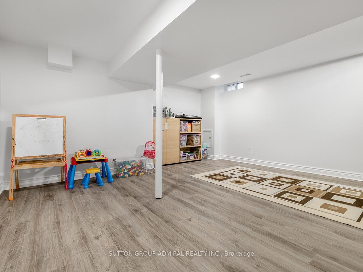 26 Tansley Road photo 31