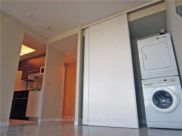 7 Bishop Avenue Unit 2013 photo 12