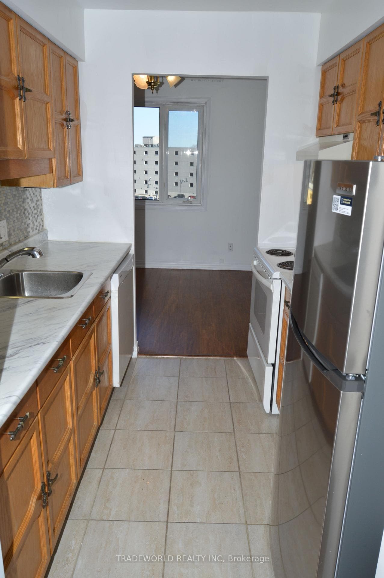 315 Regent Street Unit 502 photo 9