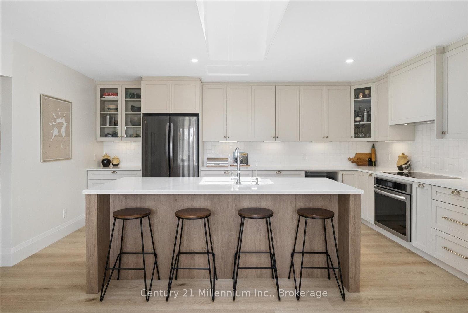 4 Blackburn Avenue photo 13
