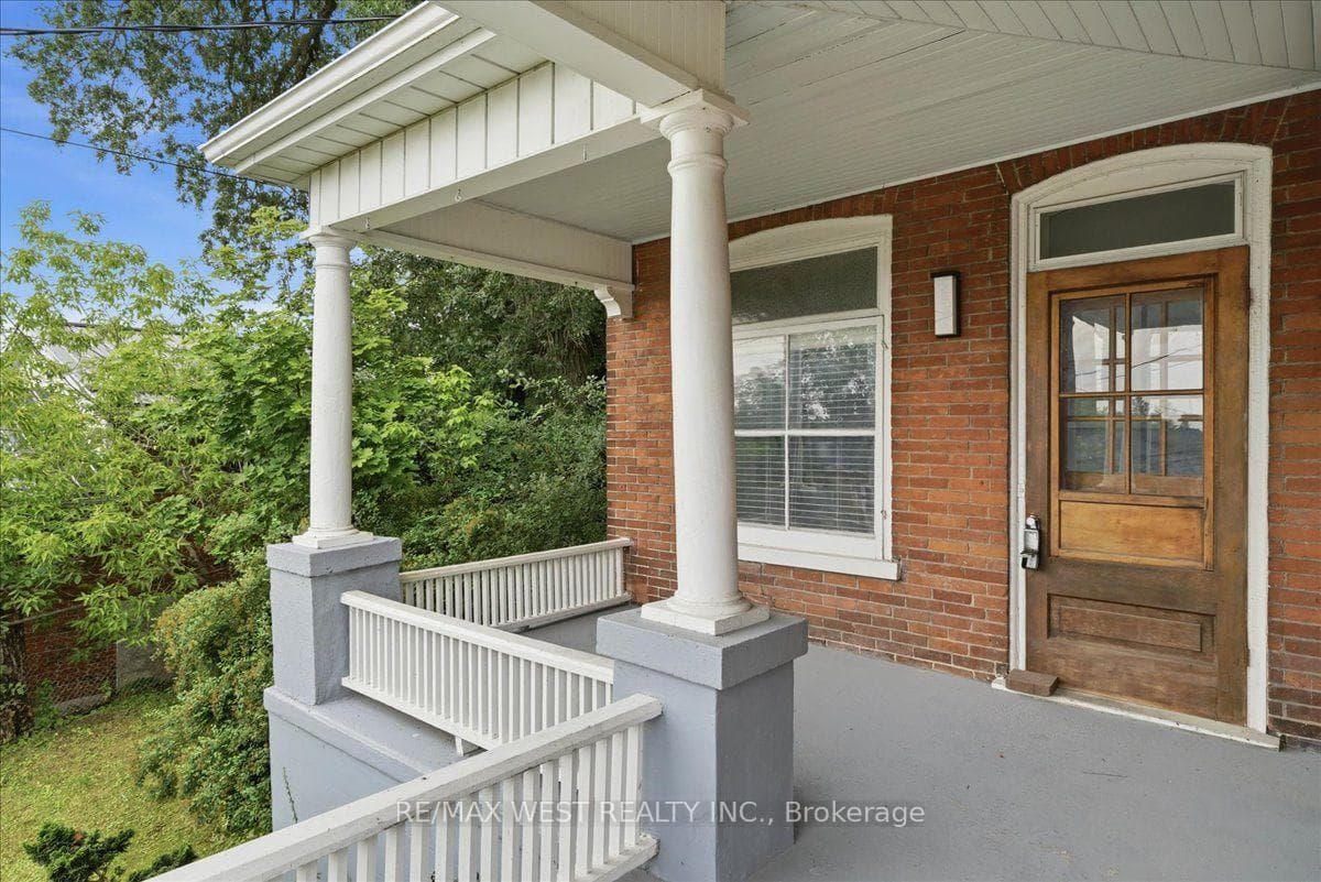 45 Catharine Street photo 2