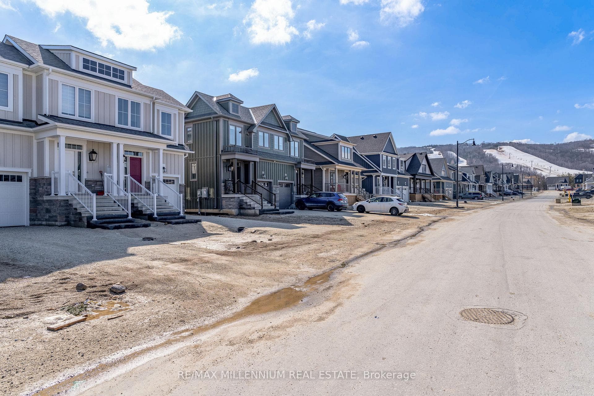 121 COURTLAND Street photo 1
