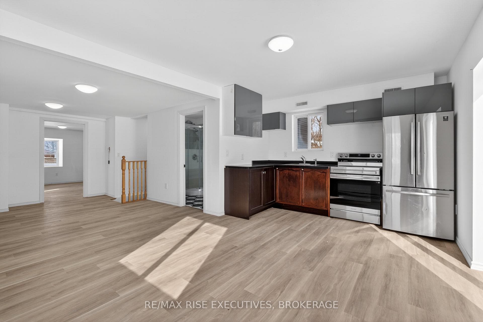750 Moira Road photo 16