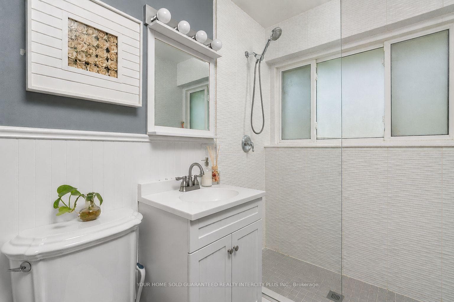 30 Garside Crescent photo 21