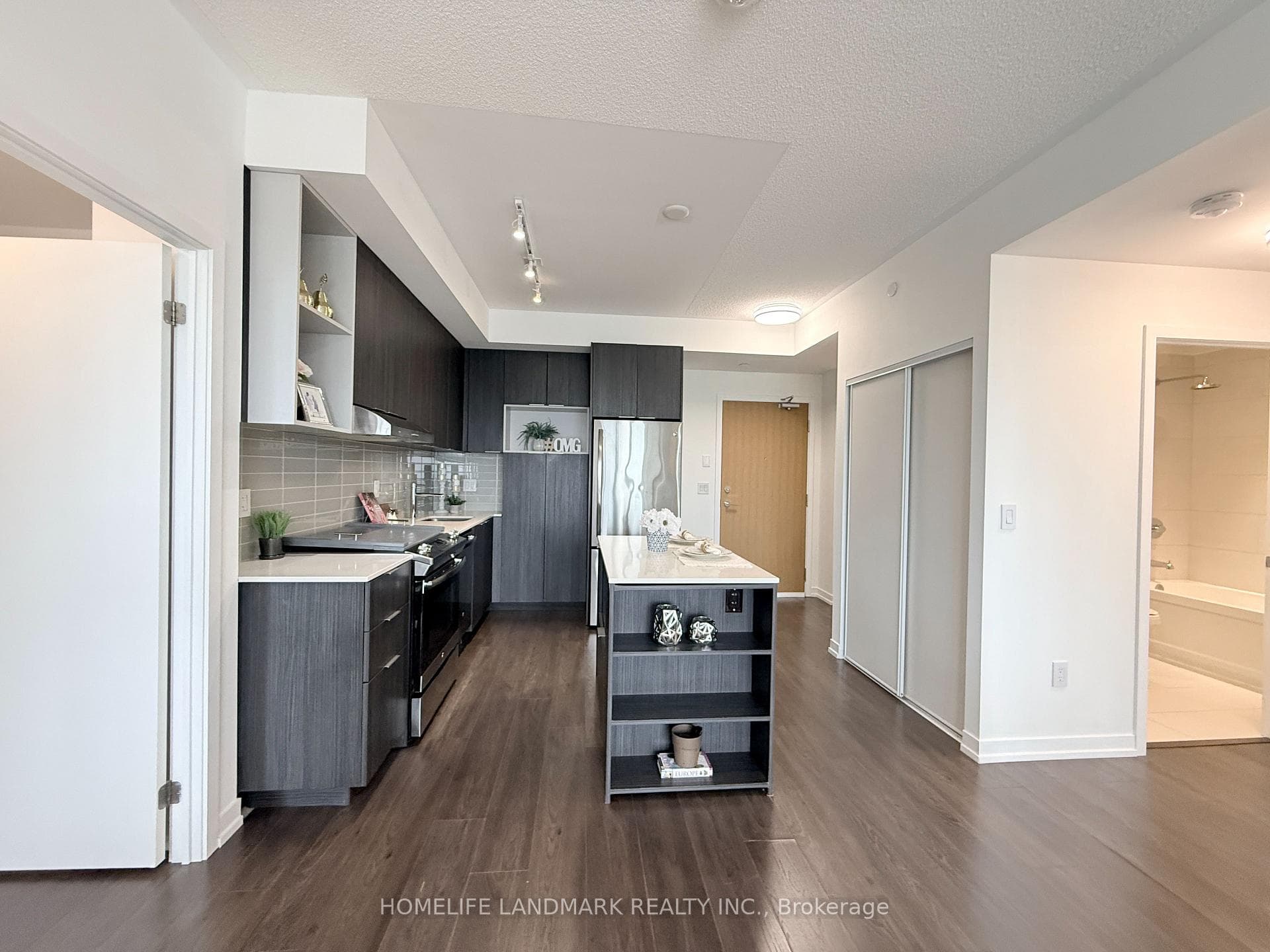 2520 Eglinton Avenue Unit 1211 photo 11
