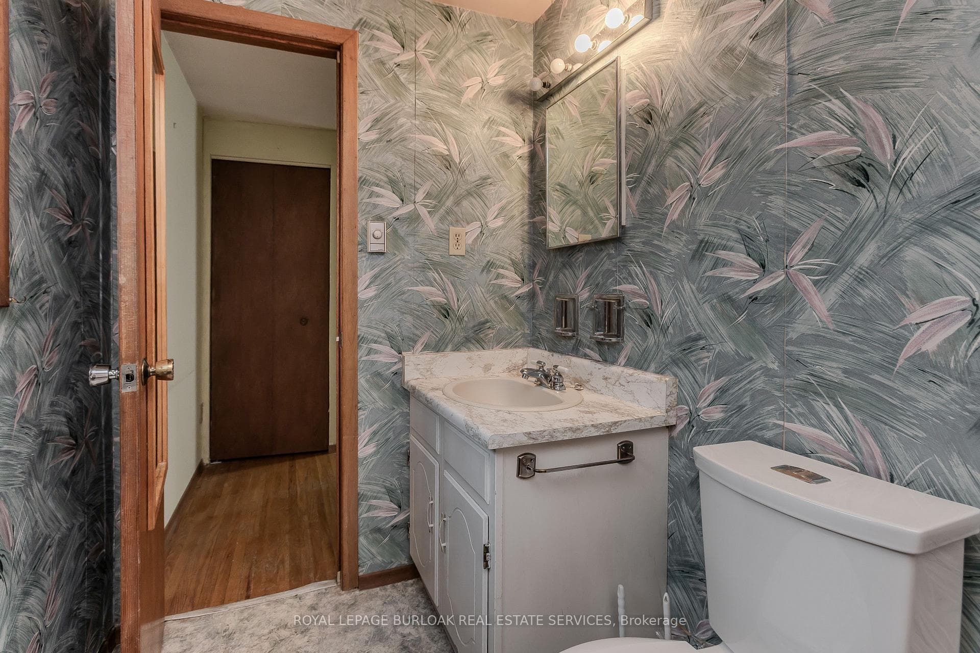4048 Longmoor Drive photo 20