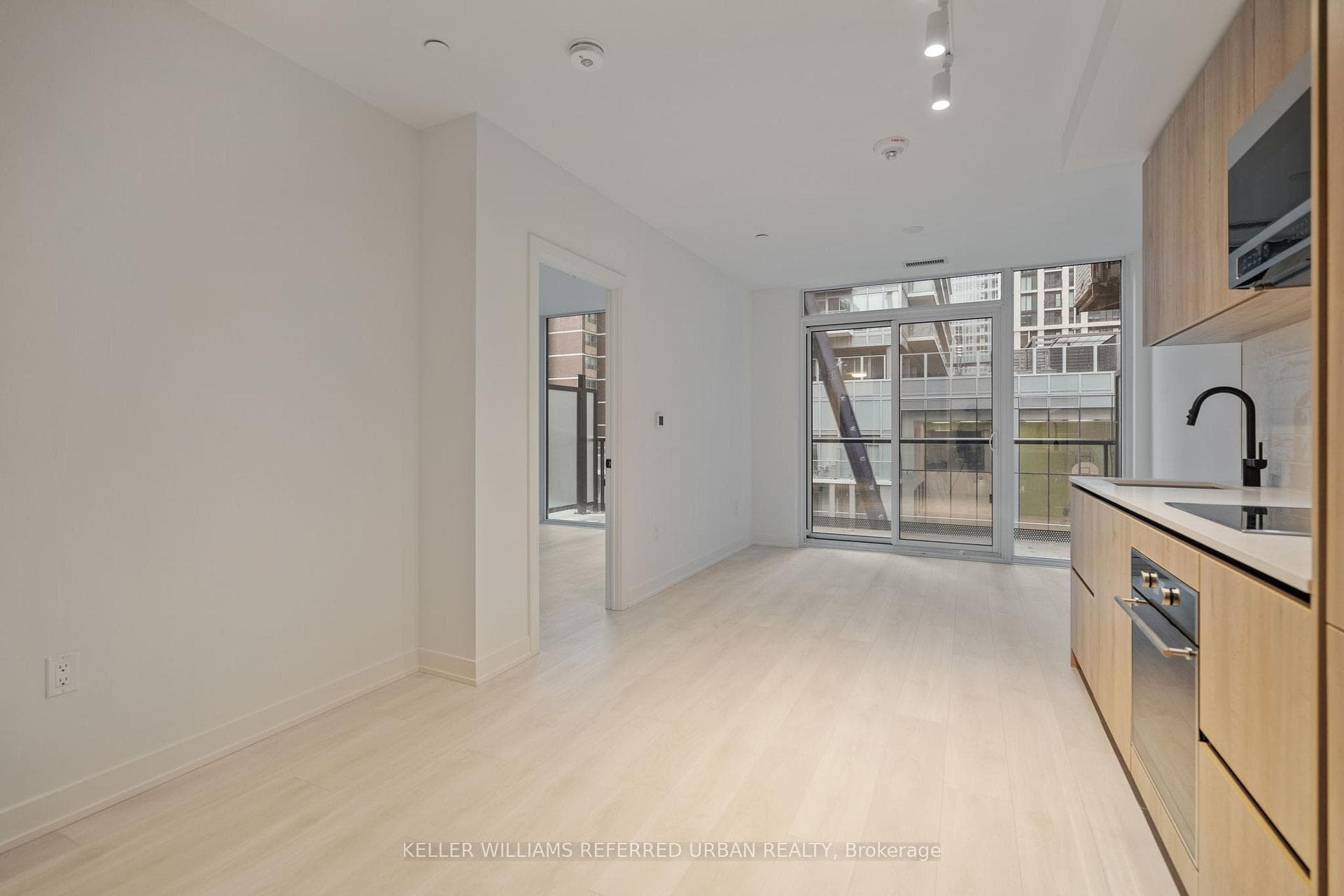 117 Broadway Avenue Unit 623 photo 15