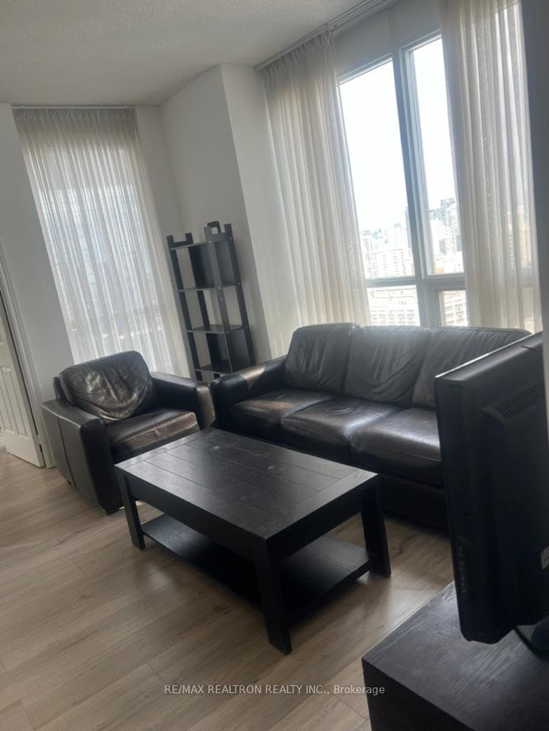 761 Bay Street Unit 3602 photo 6
