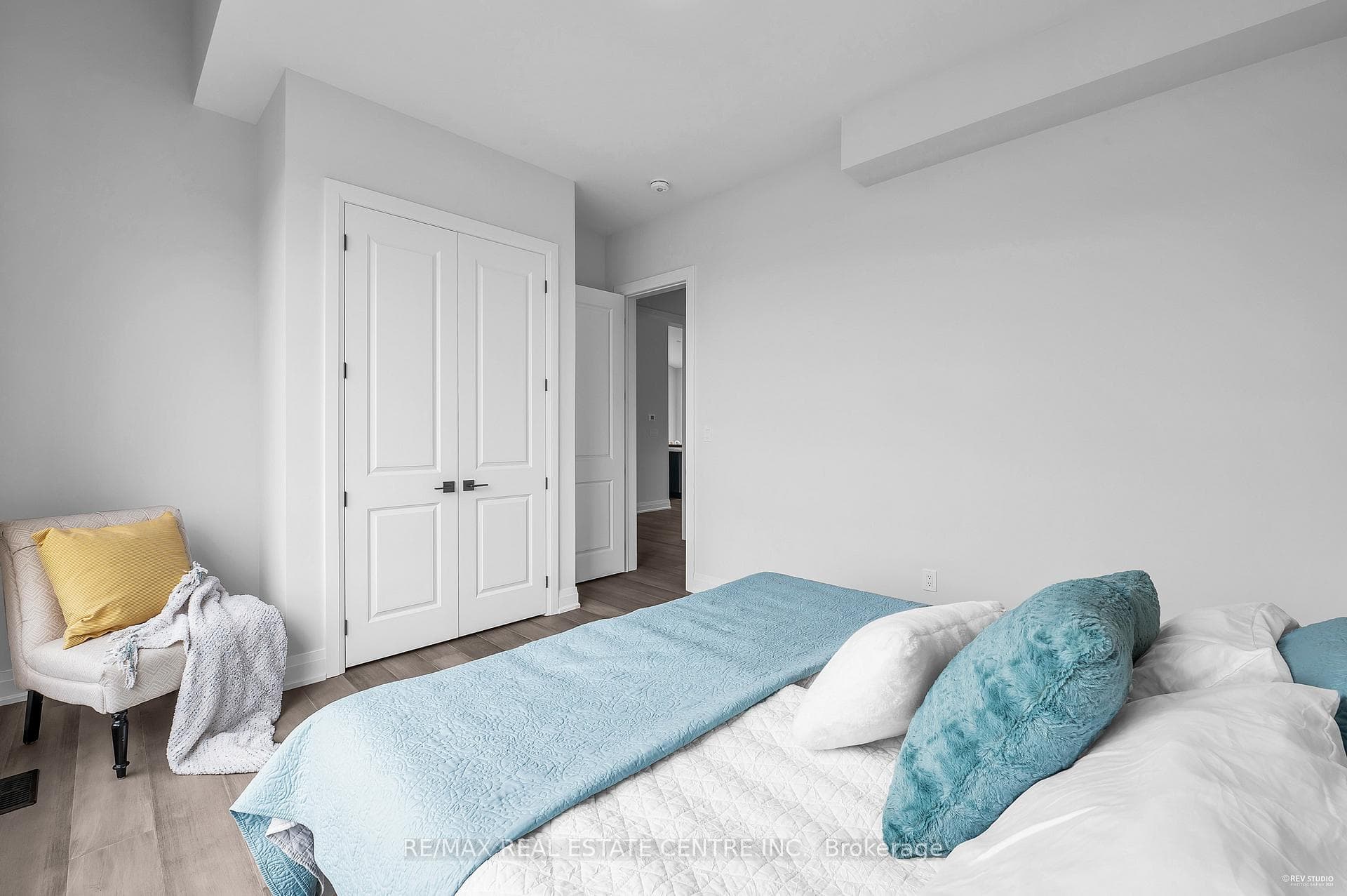 119 Sladden Court photo 22