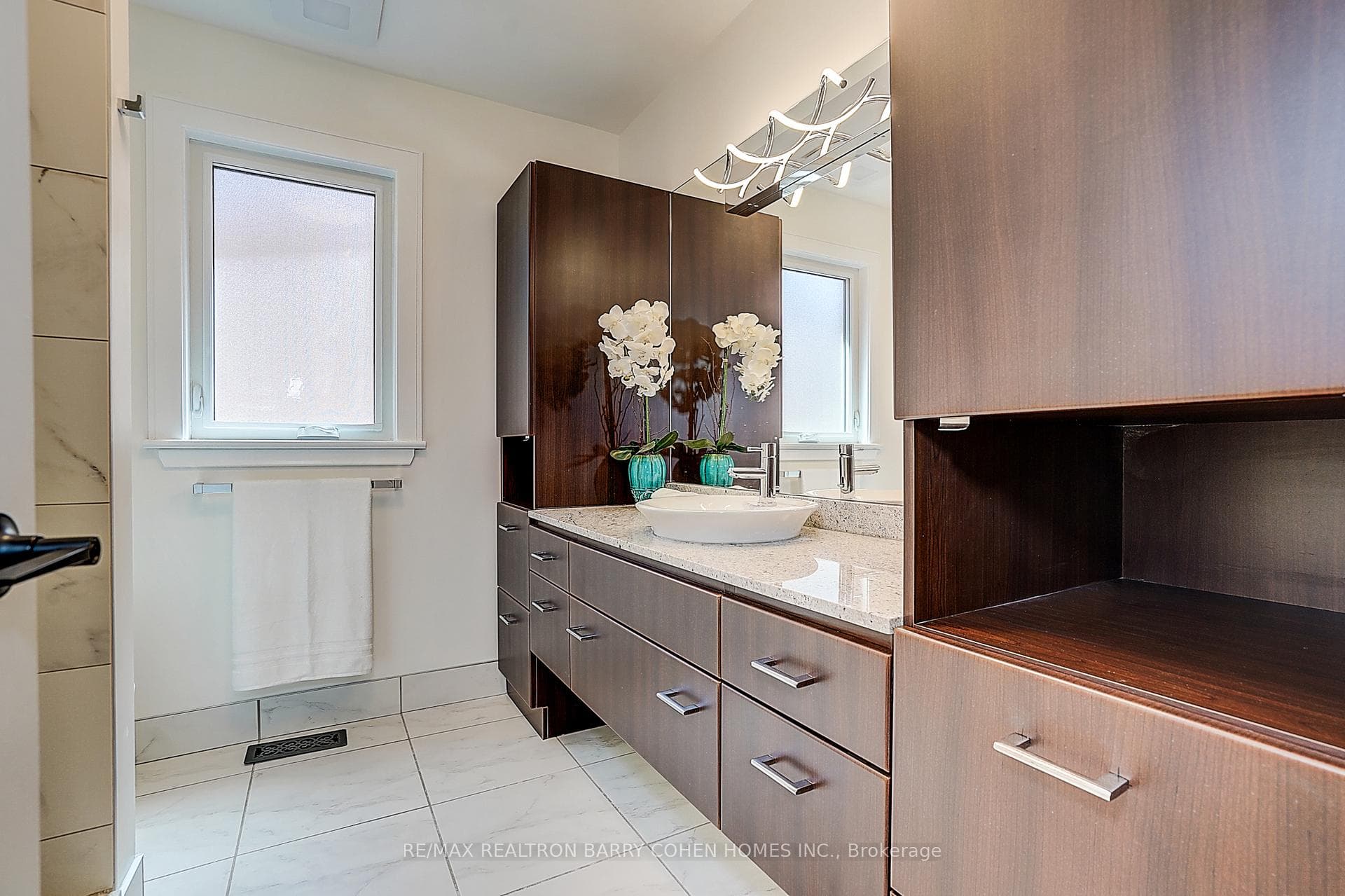 34 Elliotwood Court photo 30