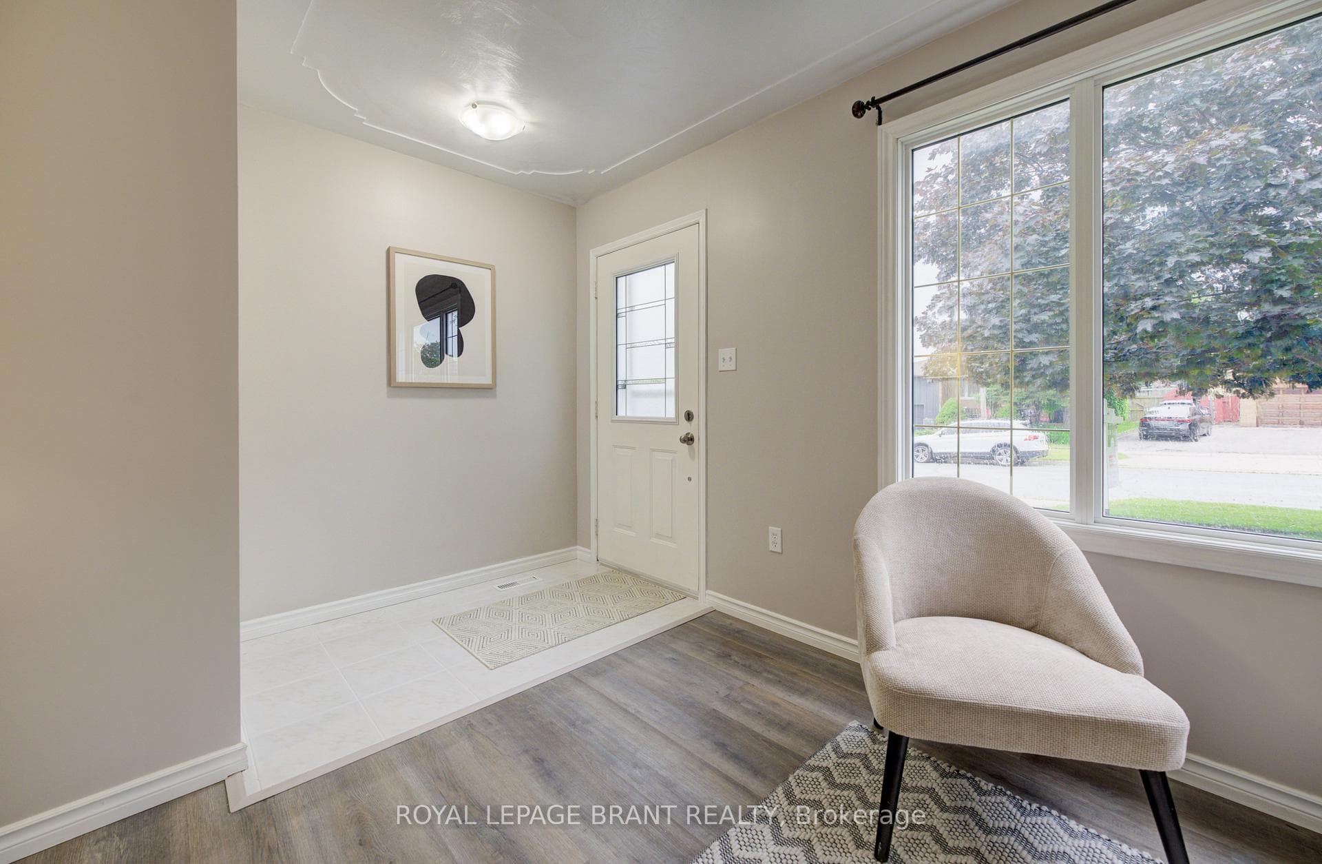 147 Moffat Drive photo 8