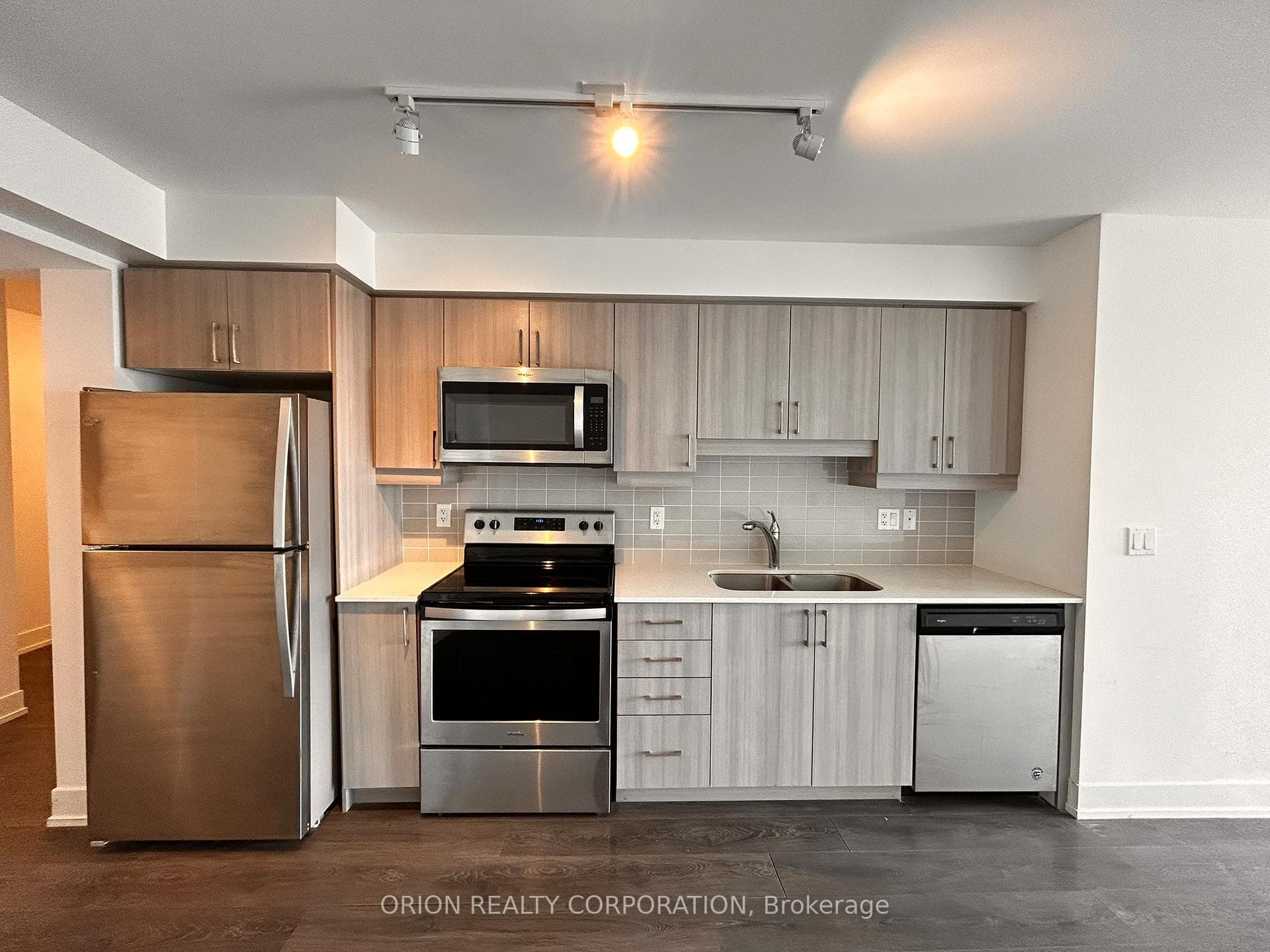 1255 Bayly Street Unit 1906 photo 1